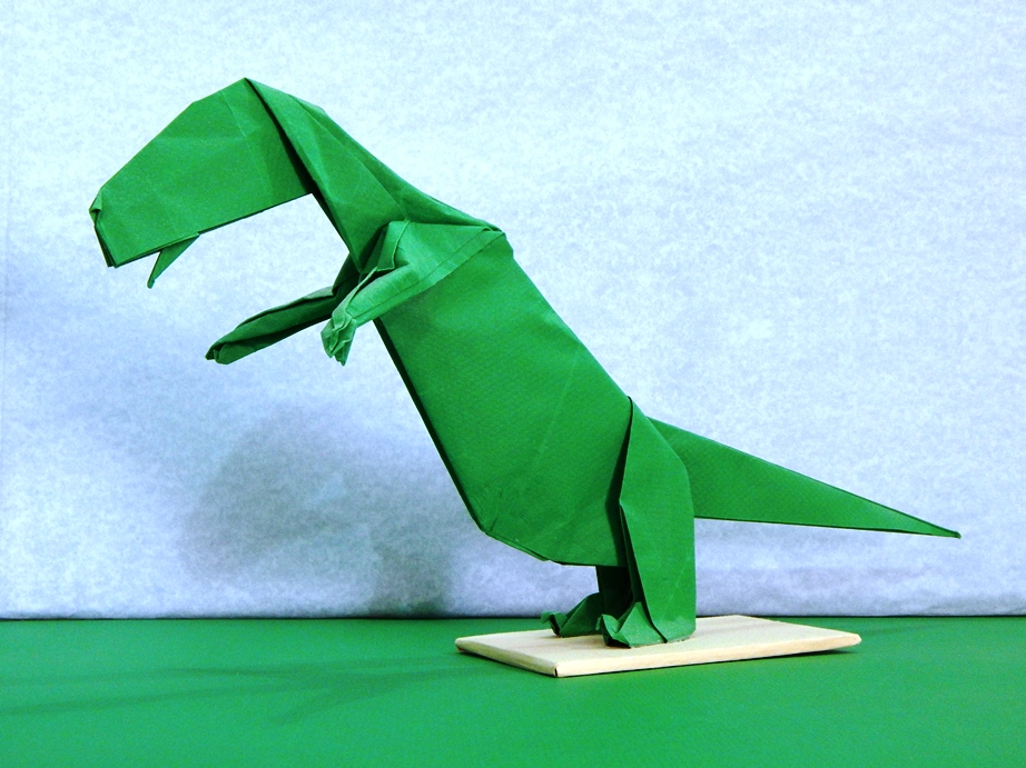 053_Alosaurio